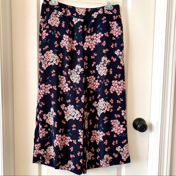 LOFT Pants - Loft Petites Blue Floral Culottes